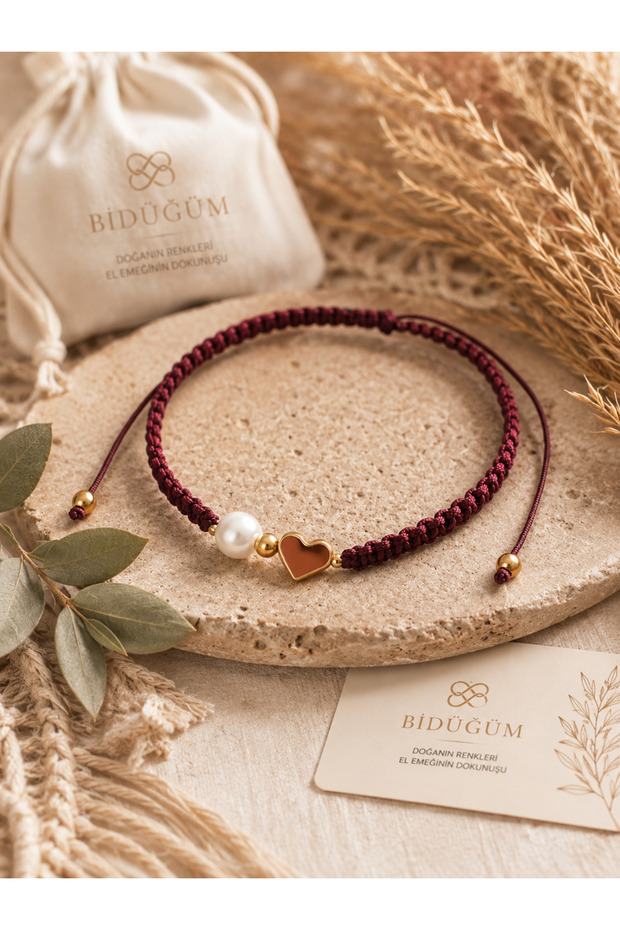 Heart Figured Pearl Detailed Burgundy Macrame Bracelet – Adjustable Drawstring Gold Tone Charm Bracelet