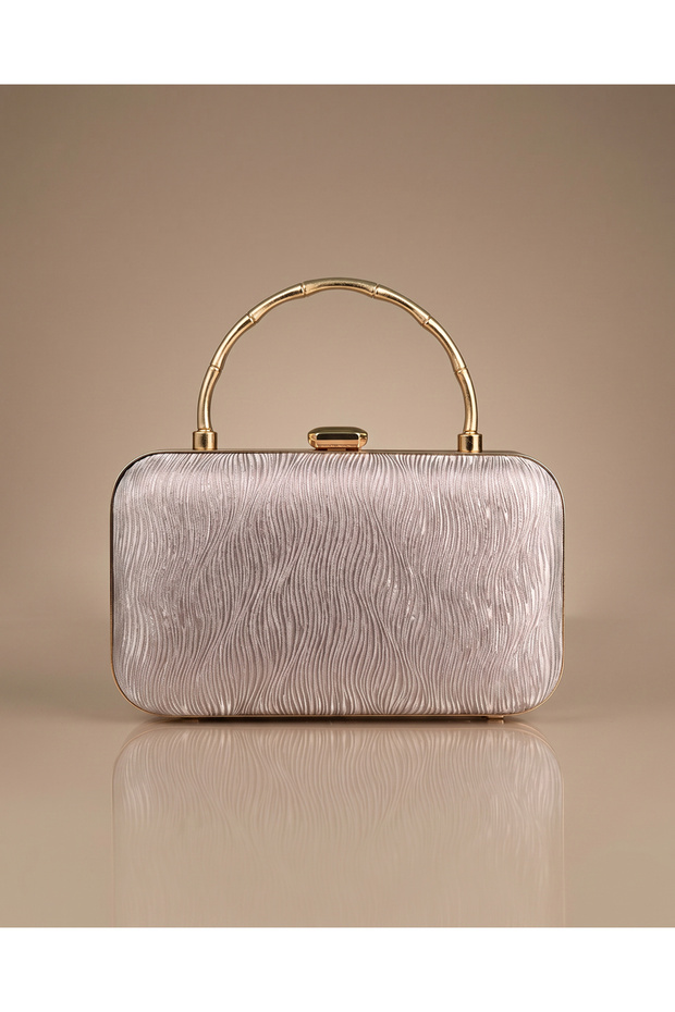 Lyra Vague Powder Pink Gold Metal Detailed Women's Portfolio Bag Premium Evening Dress & Event Collection