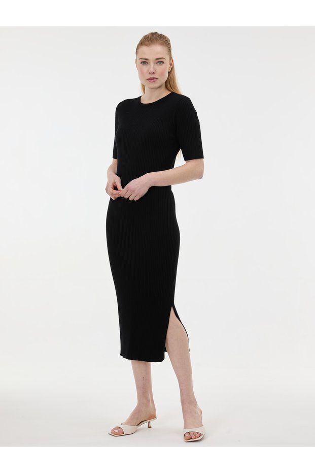 Rochie neagră de damă