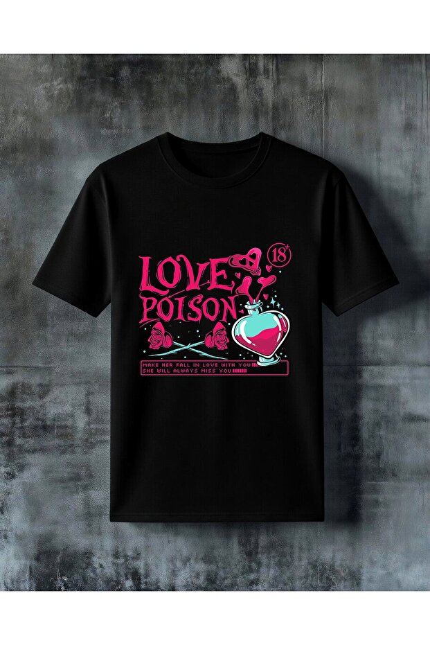 تي شيرت كبير الحجم مطبوع عليه love poison plus