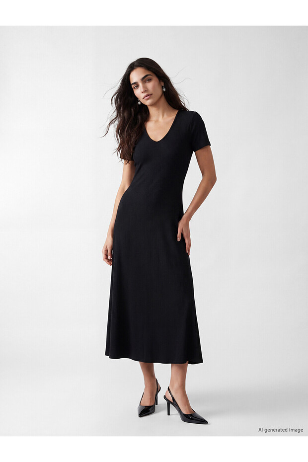 فستان NEVAVM بتصميم V-neck Bodycon مع تفاصيل مميزة