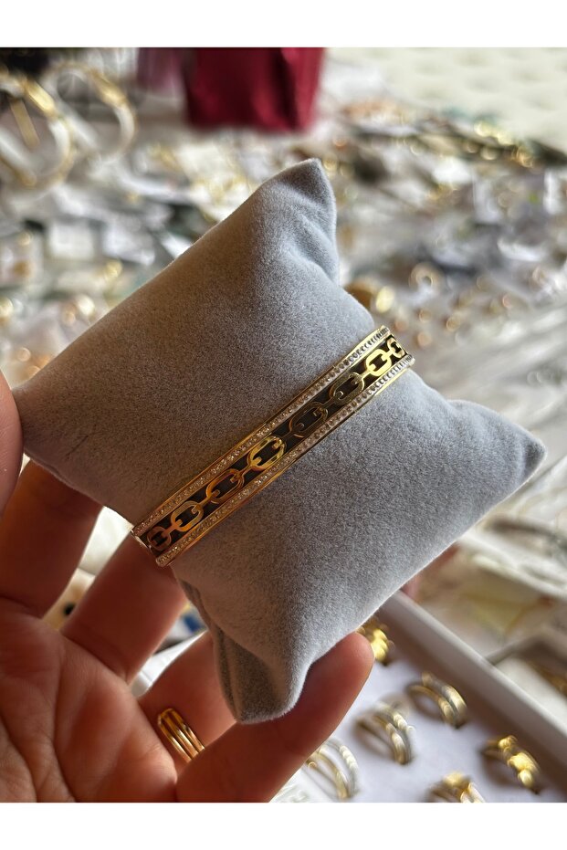 Stylish Handcuffs with Stones