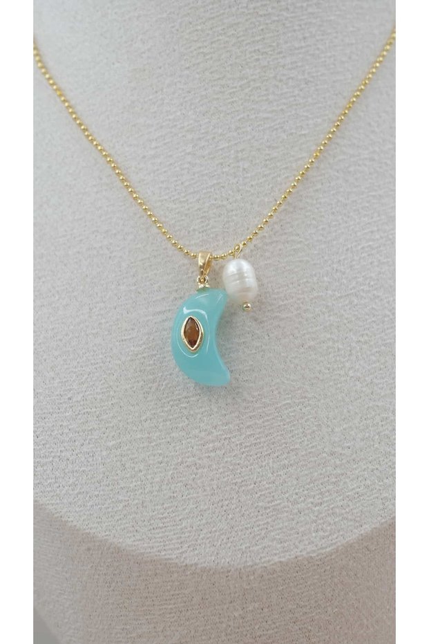 Gold Natural Stone and Pearl Detail Necklace