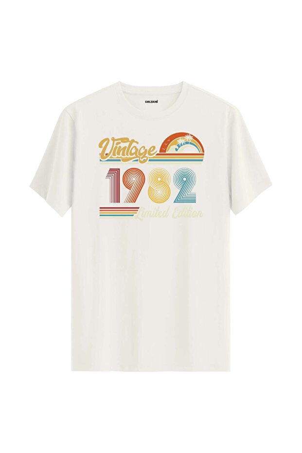 تي شيرت عتيق من عام 1982