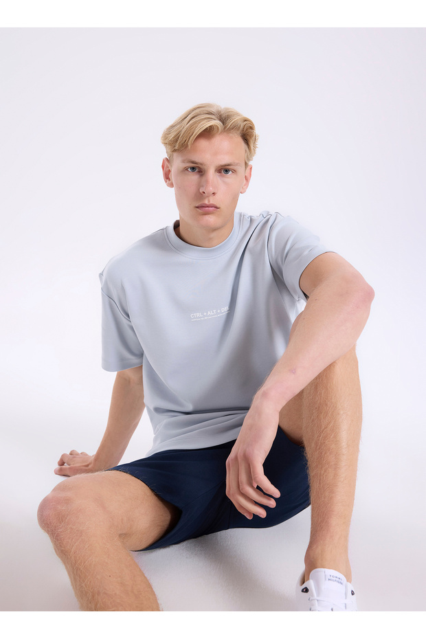 Blue Men's Regular Fit Text Printed T-Shirt Gu26Mss03023