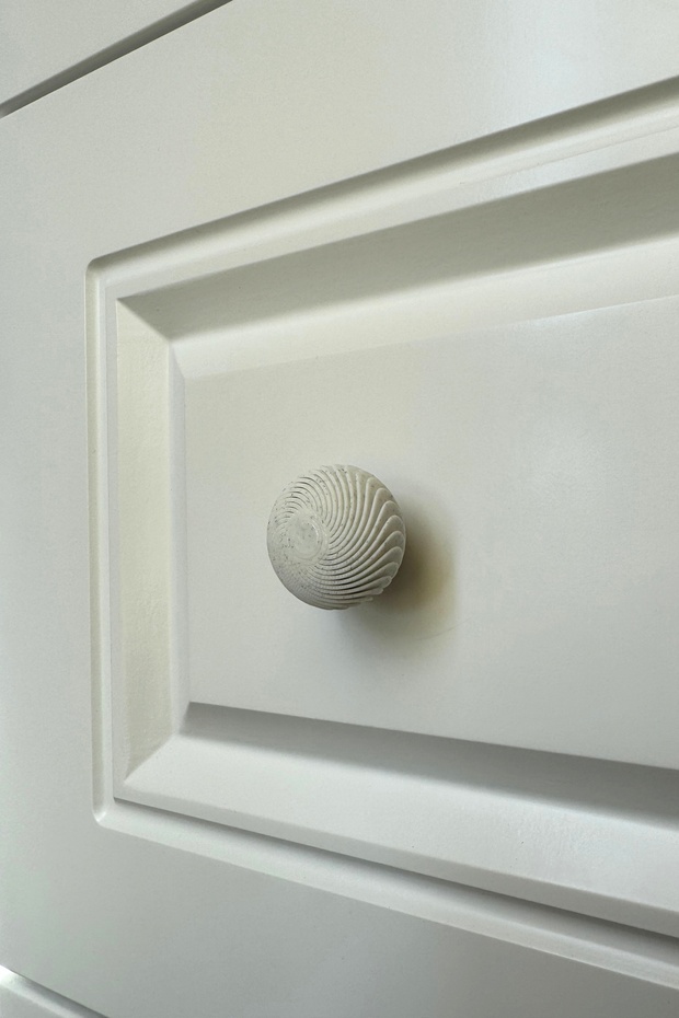 Elara İnci Elegant Cabinet Handle – Minimalist and Modern Design Furniture Handle