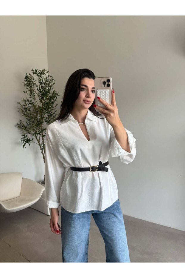 Ecru shirt blouse with belt