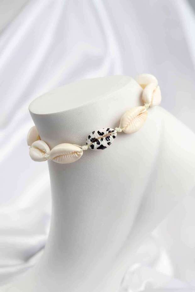 Natural Kauri Shell Elevator Model Anklet - 2