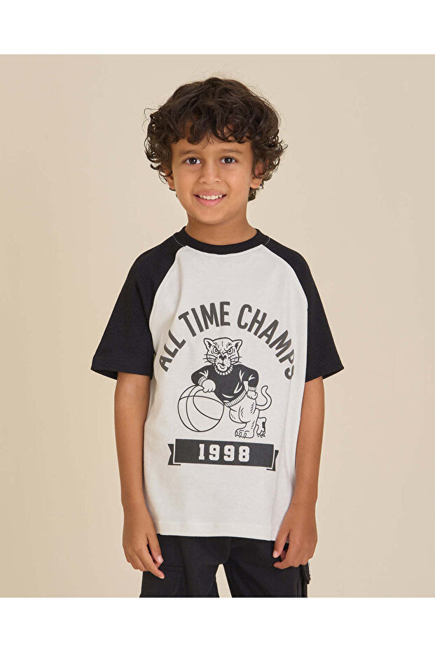 Boys White And Black Printed T-Shirt Set Pack of 2