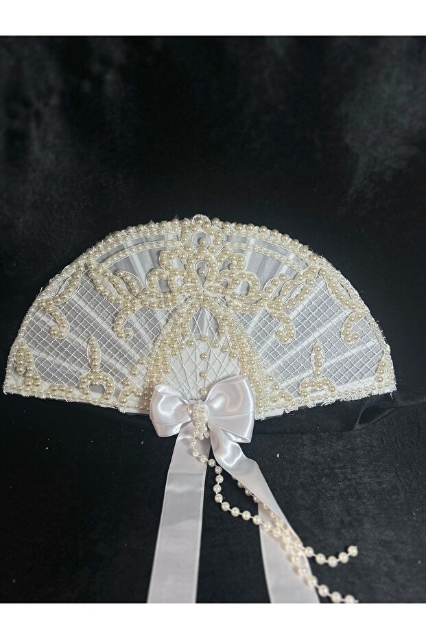Pearl Vintage Bridal Fan Luxurious Custom Design