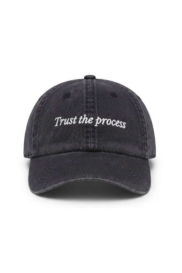 قبعة بيسبول مطرزة قابلة للغسل بعبارة "Trust the Process" / قبعة بيسبول مطرزة قابلة للغسل بعبارة "Trust the Process"