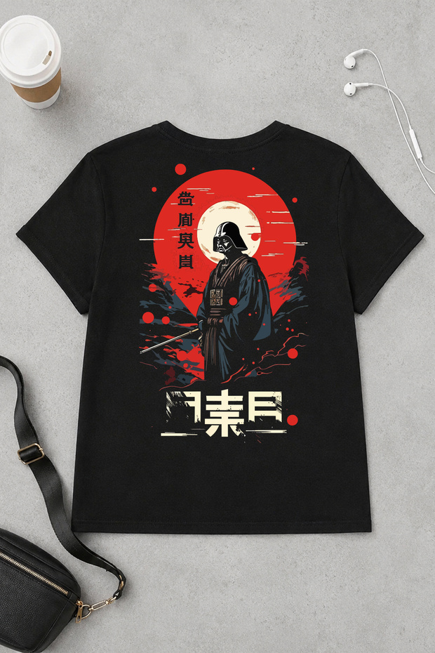 تي شيرت أسود كبير الحجم بنسبة 100% من القطن بتصميم Red Moon Warrior