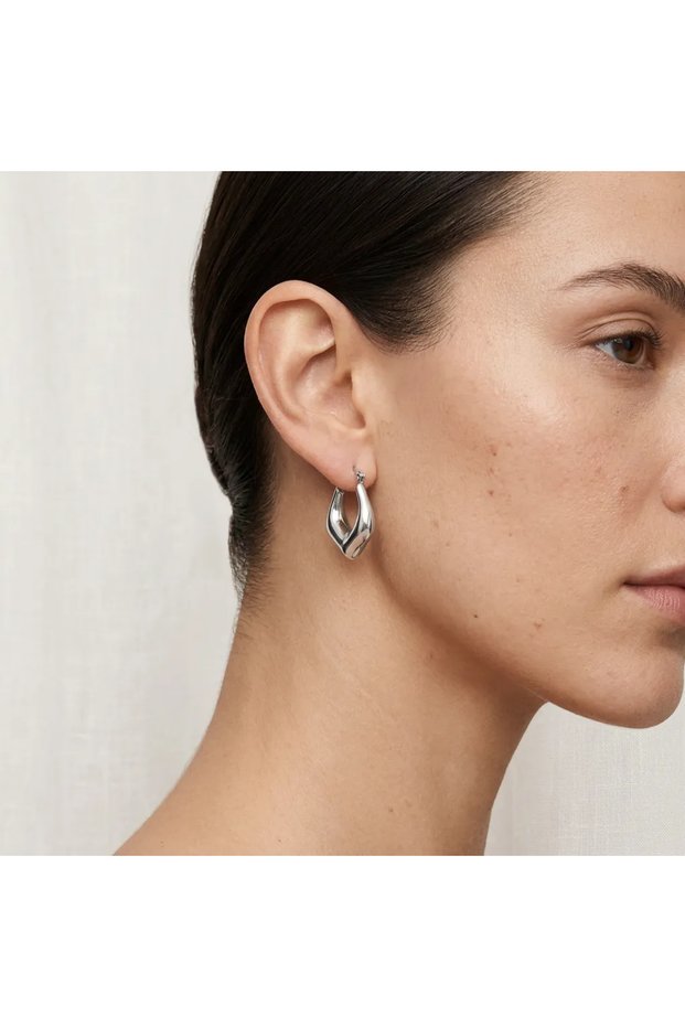 Gold Geometric Curved Hoop Earrings – Modern Women's Earrings
