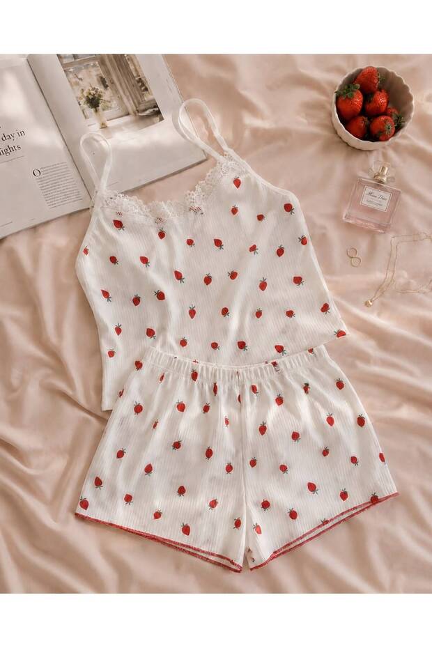 Strawberry Love Women's Strawberry Patterned Strap Shorts Set