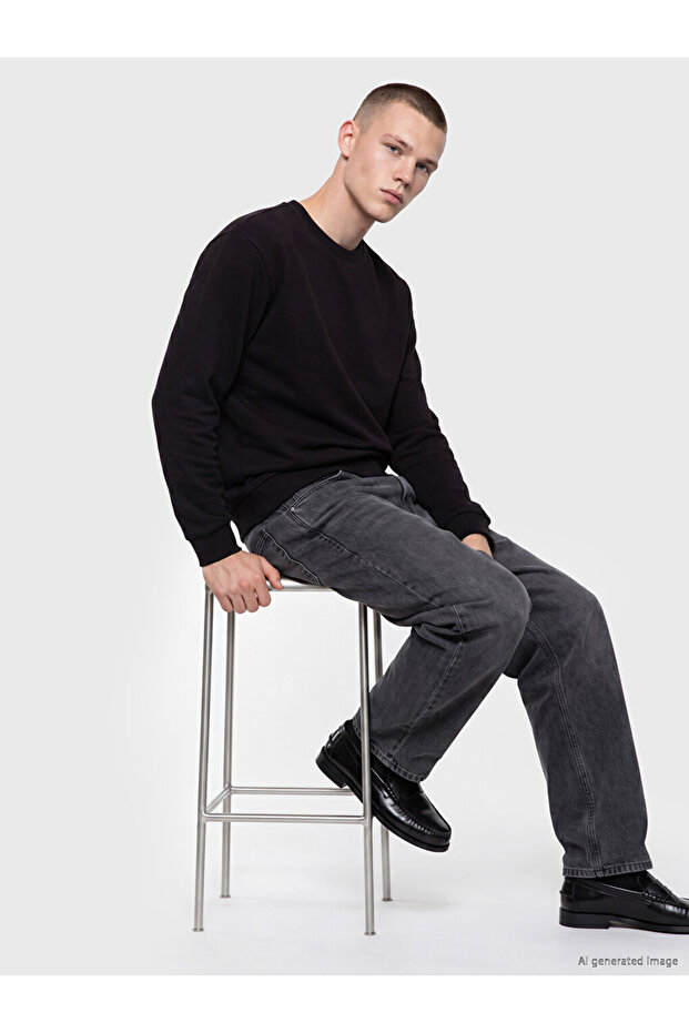 Özmarka New Season Black Crew Neck Men's Thick Sweatshirt