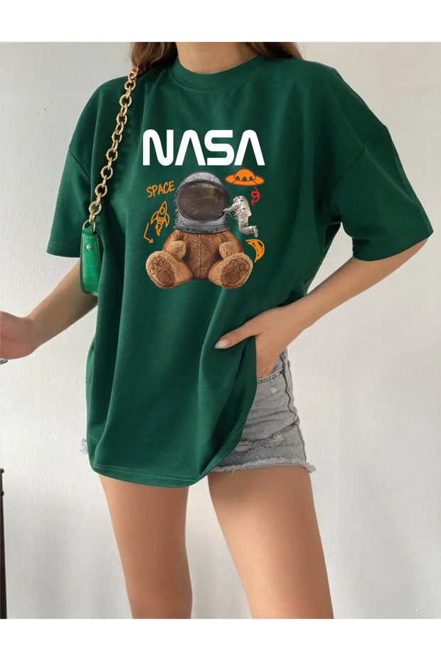 تي شيرت مطبوع بتصميم NASA BEAR بحجم كبير