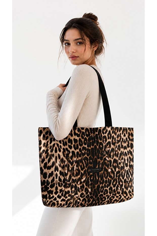 Leopard Canvas Shoulder Bag