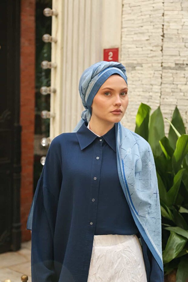 Allure Linea Patterned Tencel Shawl - Blue
