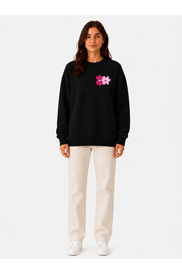 Colorful Puzzle Print Detailed Embroidered 2 Thread Crew Neck Sweatshirt