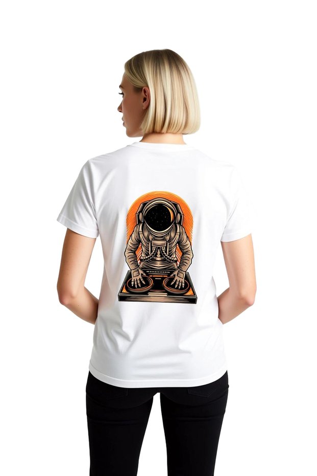 Women's Graphic Printed Astronaut Dj Console T-Shirt 100% Cotton Relaxed Fit Short Sleeve Round Neck Casual