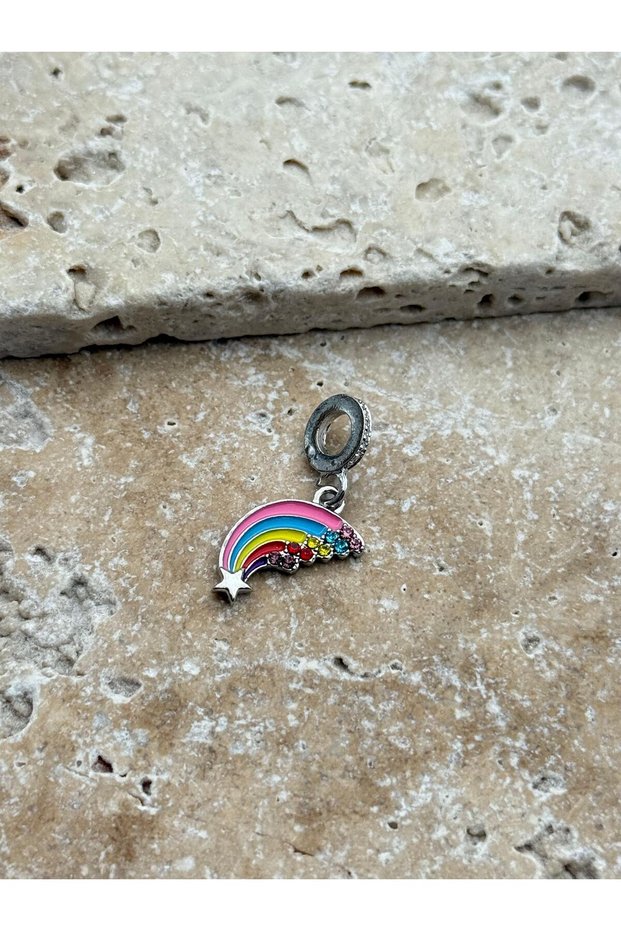 PNDR Charm // CHARM-826