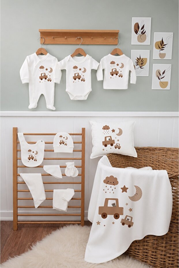 Organic 11-Piece Hospital Discharge Set Car Moon Star Patterned 100% Cotton Newborn Baby Set