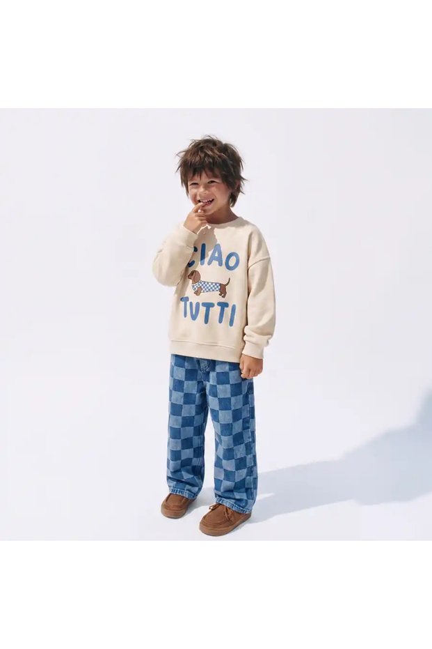 Laciel Paris Checkered Balloon Jeans and Dog Sweatshirt