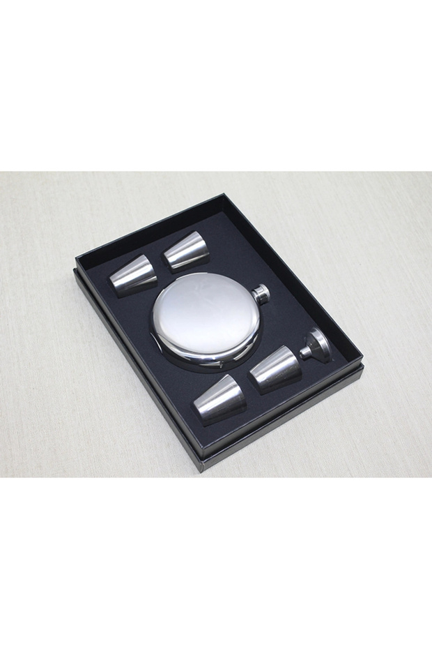 4 Shot Glass Flask Set Liv909