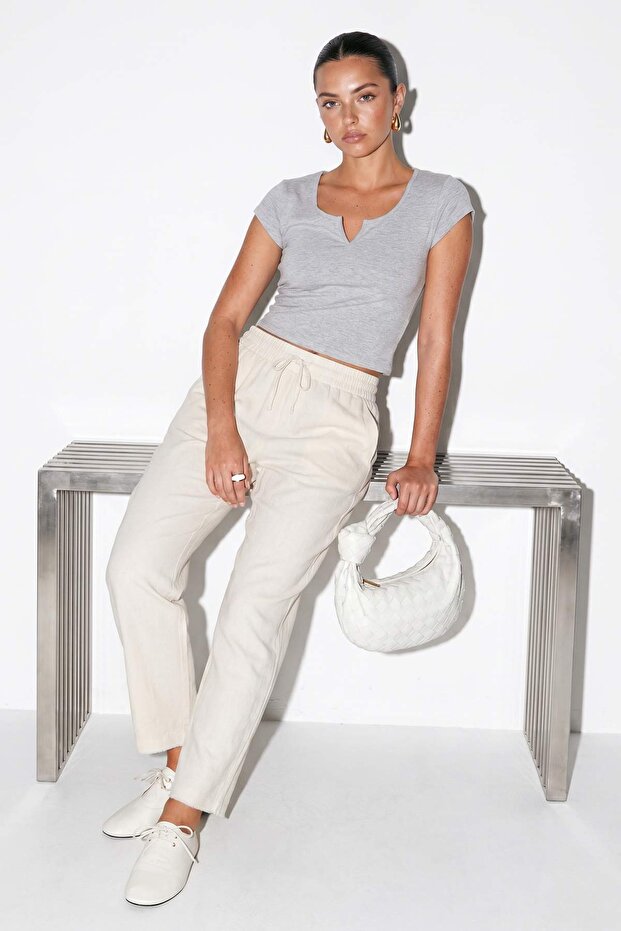 Beyaz Beli Lastikli İnce Cepli Gabardin Pantolon TDRSS26PL00041 - 1