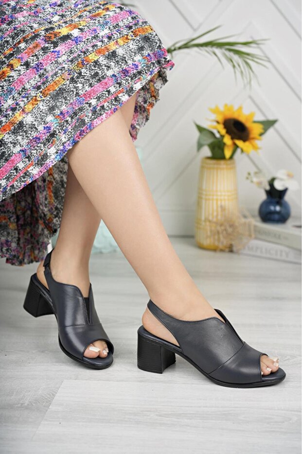Genuine Leather Women's Daily Light Comfortable Heeled Sandals Dd4012