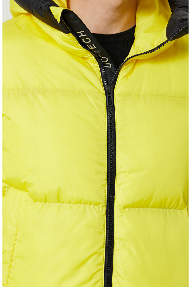 N-Tech Baskı Detaylı Sarı Mont - 7