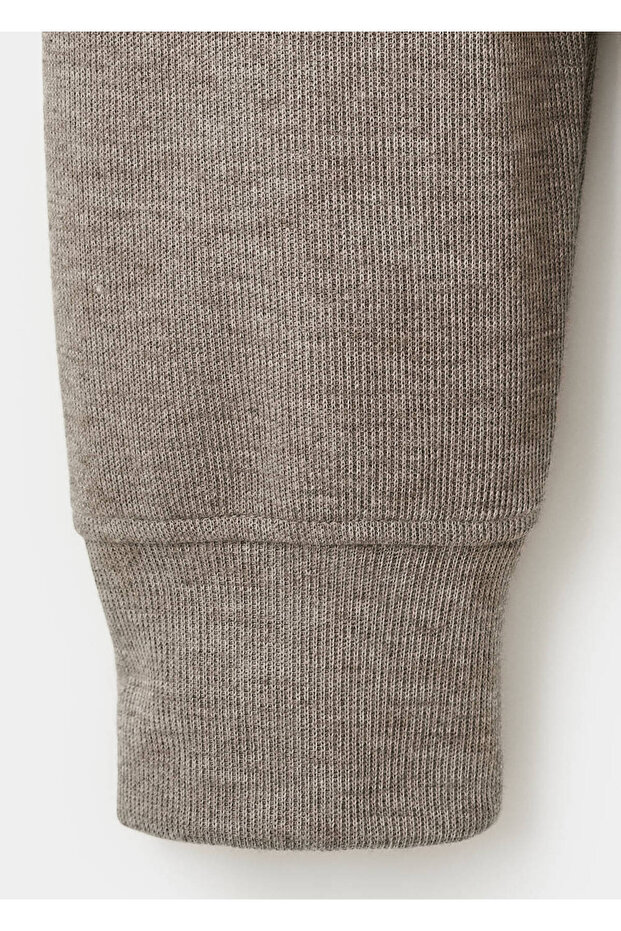 Sweatshirt mit normaler Passform und Reißverschluss - 5