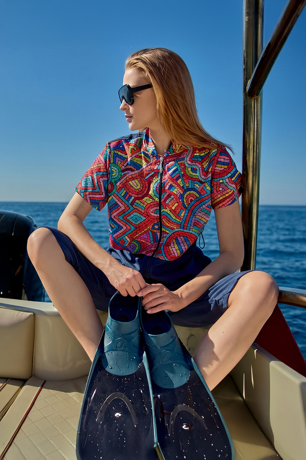 Parachute Short Sleeve Semi-Closed Swimsuit with Front Cover Nurel R2601