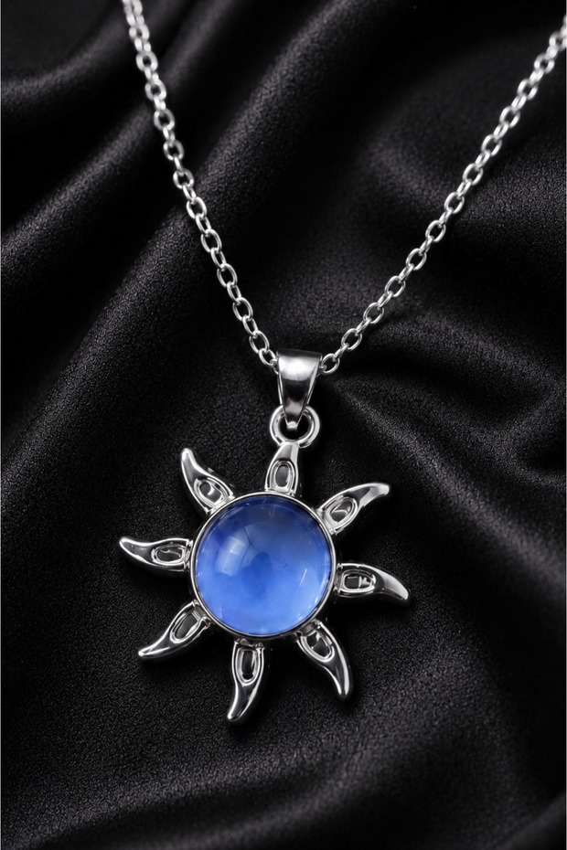 Unisex Blue Detailed Necklace