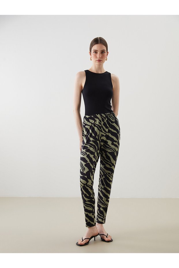 Trendlucky Women's Patterned Trousers with Elastic Waist and Difference in Color