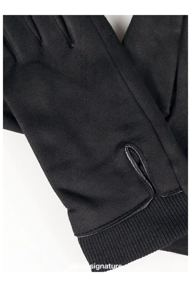 Luxury Touchscreen Gloves for Women (95% Polyester 5% Spandex)