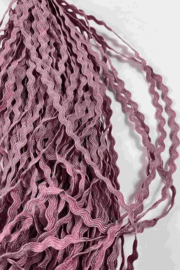 Dried Rose Wavelace Wavy Decorative Ribbon Edge Trim – 1 cm Thin Zigzag Ribbon 10 Meters