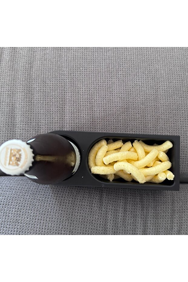 Snack Tray between Seats 🍟 - 2