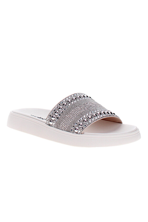 Flat Sandals for Women – Stylish & Comfortable Everyday Wear