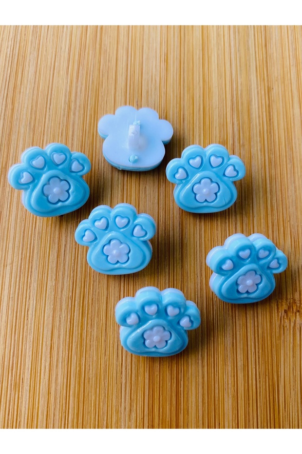 Large Paw Button with Bottom Attachment 2 cm 6 Pieces