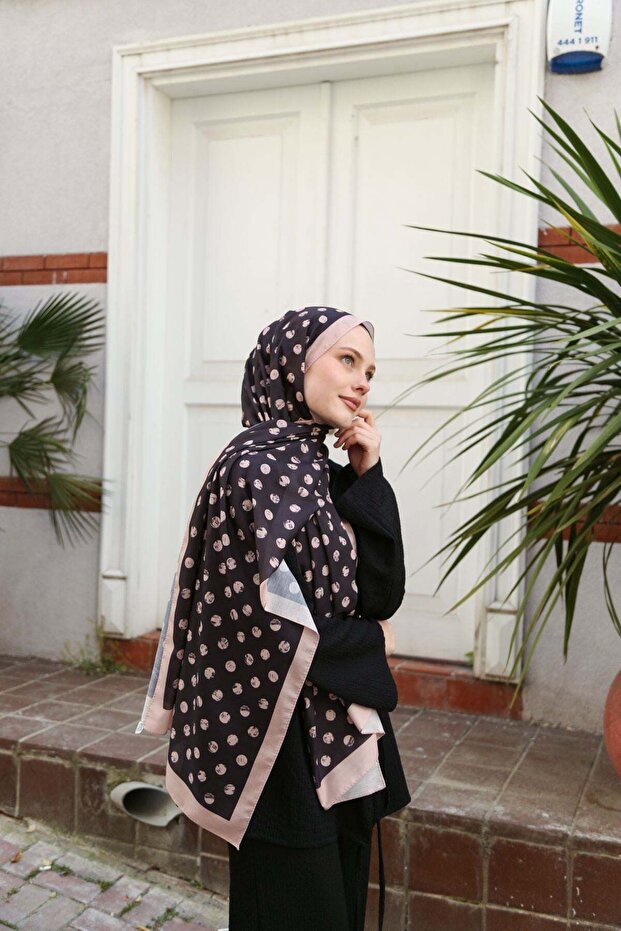 Lara Polka Dot Patterned Shawl Black-Powder