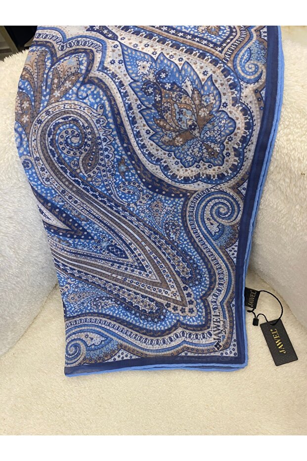 وشاح ناعم بنمط عرقي