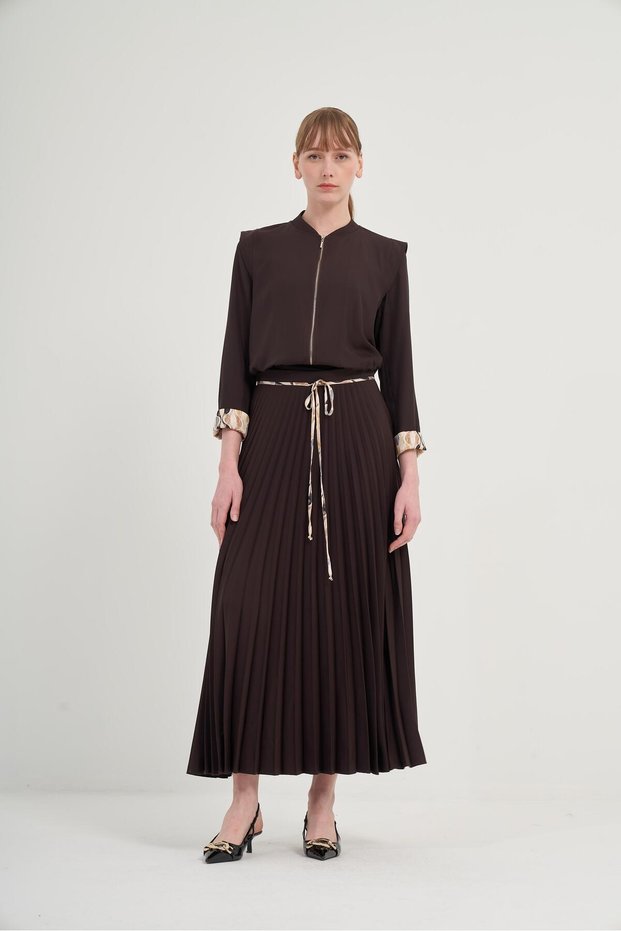 Women's Pleated Skirt Suit 31024