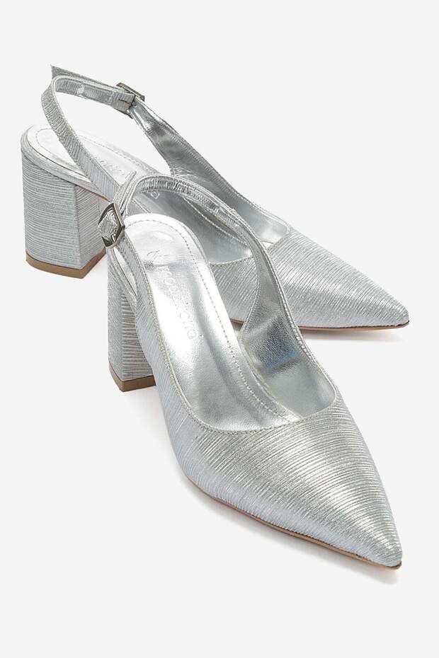 Women's Plain Heel Covered Heel Shoes; Silver Glitter