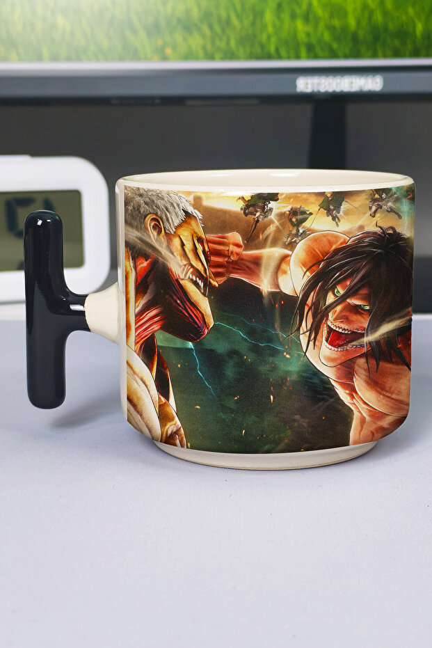 كوب سيراميك فاخر مطبوع عليه أنمي Attack on Titan (قطعة واحدة) على شكل حرف T بمقبض أسود خاص V3T