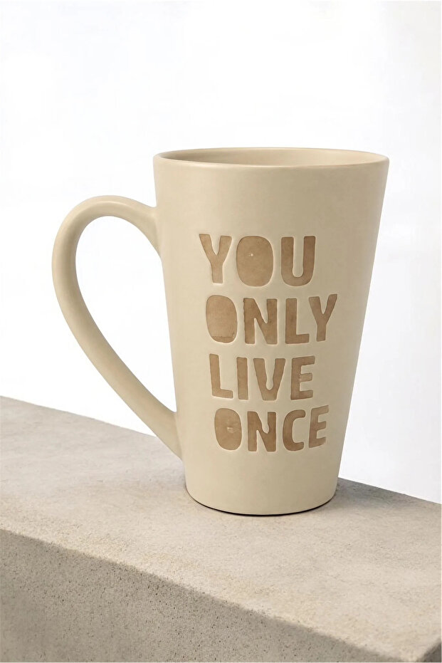 كوب لاتيه سيراميك من You Only Live Once - بيج 600 مل