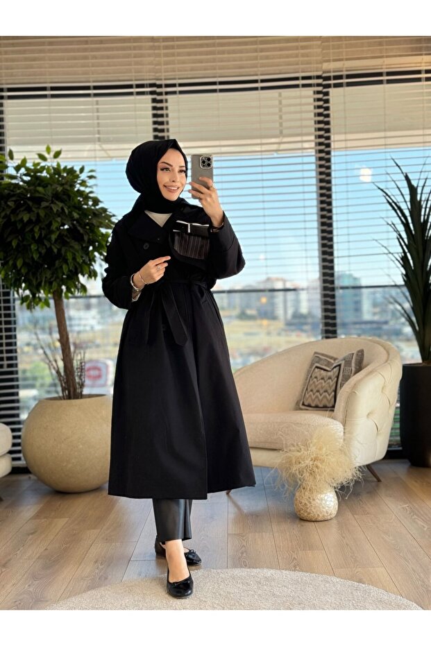 32000 سترة طويلة بجيب علوي على الجانب الأيمن باللون الأسود