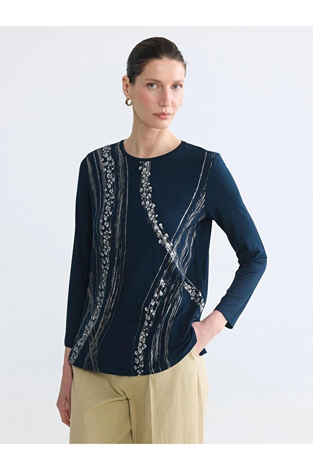 Crew Neck Patterned Blouse (S6)