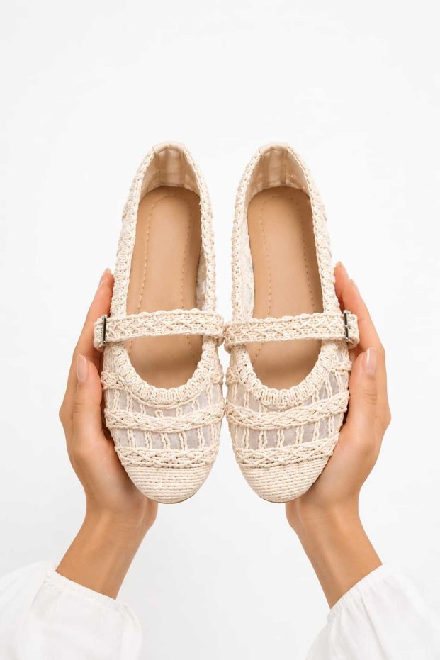 Women's Breathable Tulle Detailed Buckle Stylish Daily Ballet Shoes