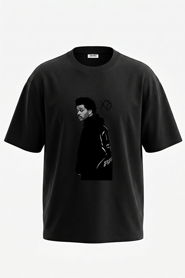 تي شيرت أسود كبير الحجم مطبوع بتصميم The Weeknd_15